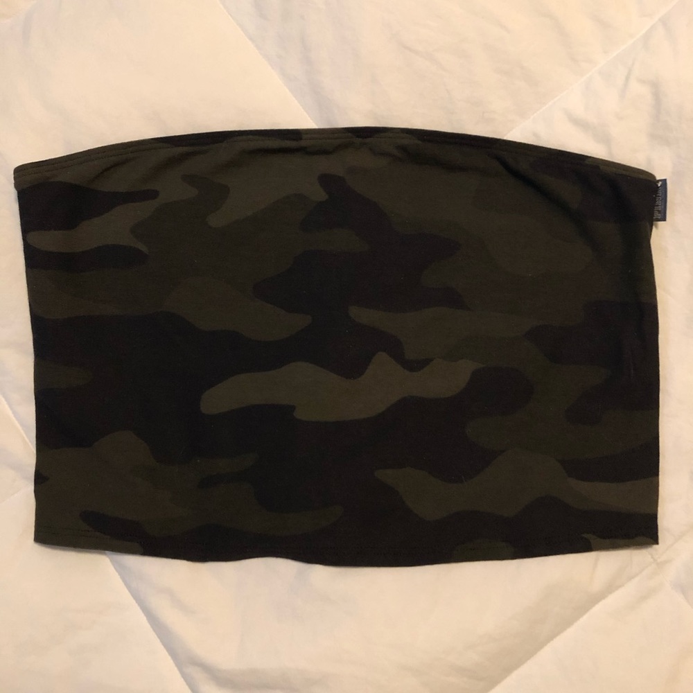 VS Pink camo crop top bra